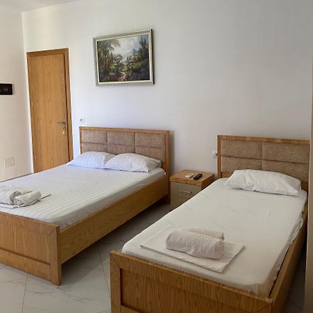 Olympia Guesthouse Ksamil Eksteriør billede